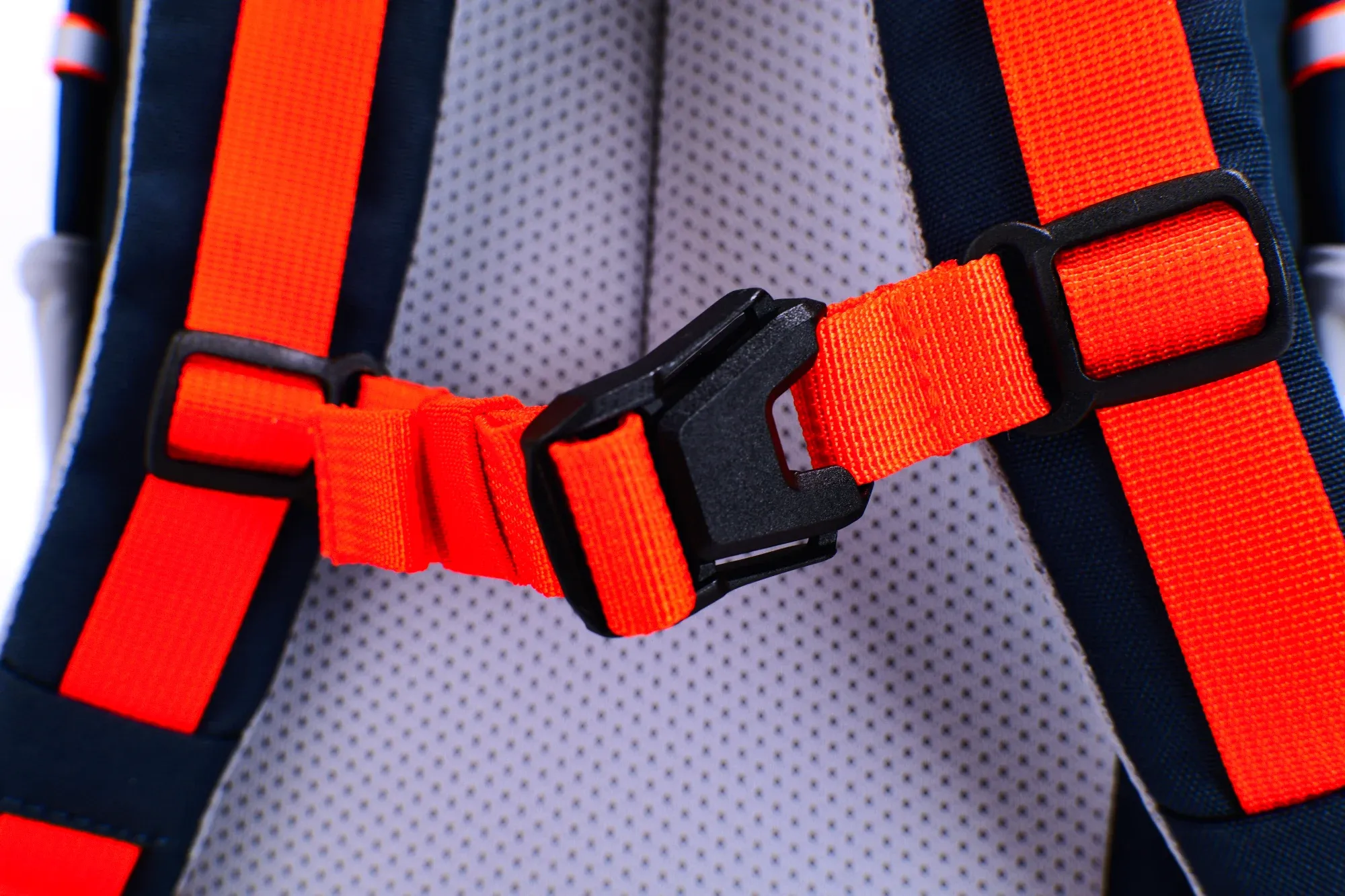 Why Getting Your Kid's Backpack Size Right Matters for Their Back